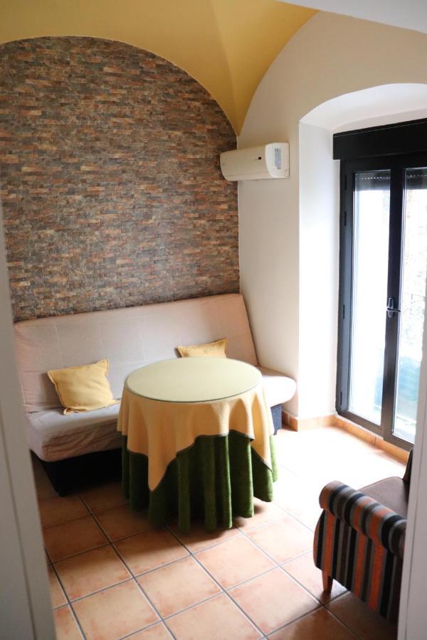Apartamentos Las Buganvillas Caces 외부 사진