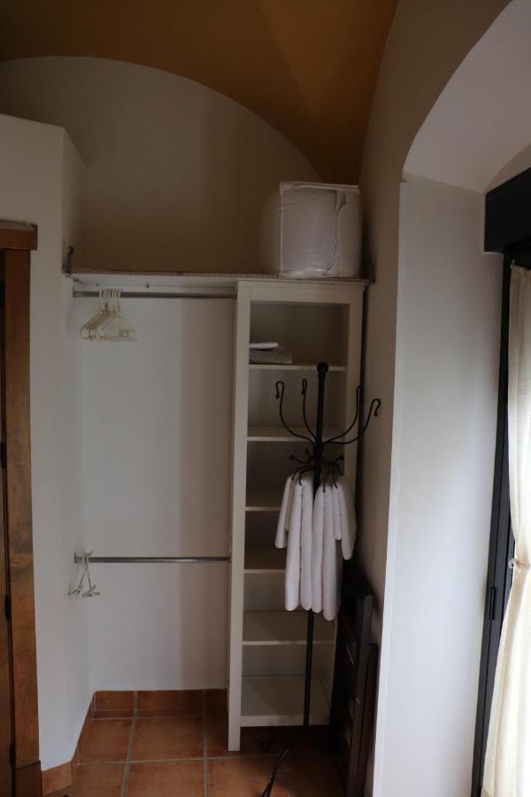 Apartamentos Las Buganvillas Caces 외부 사진